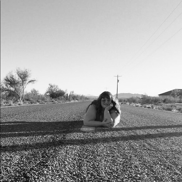 Sassy & sophisticated! I’m Tera Jo! Hi Babes XOXO - Picture 13 of 14